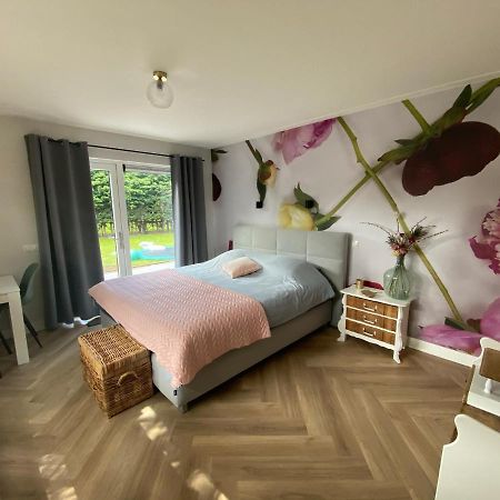 Paauwze Bed and Breakfast Rijnsburg Eksteriør billede